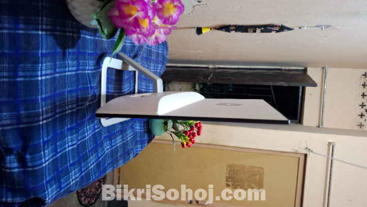 Asus Motherboard & HP Monitor with keyboard, Mouse.